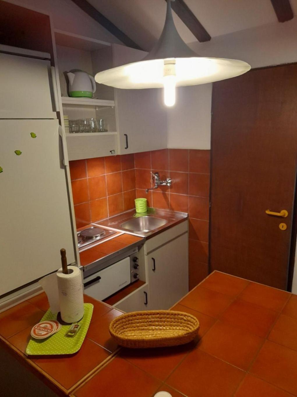 Apartment Danka - Affordable And At The Beach Brist Exterior foto